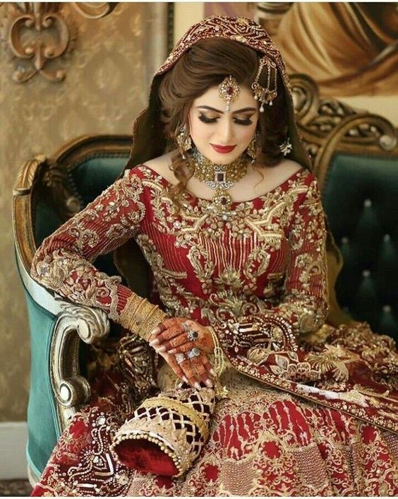 Bridal Makeup Services at Huma Beauty Salon